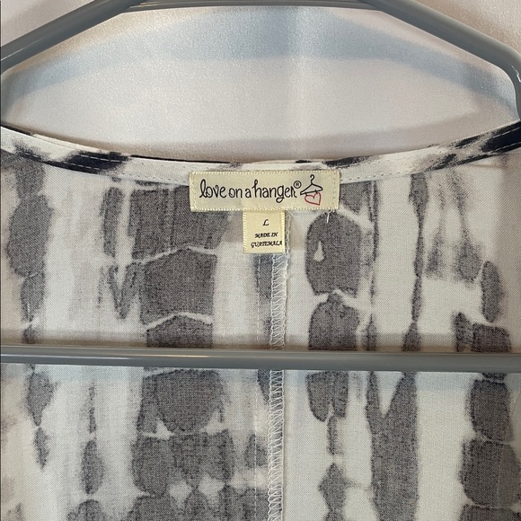 Love on a Hanger Monochrome Tie-Dye Cardigan - Picture 5 of 8